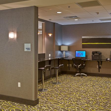 Holiday Inn Express And Suites Madison Central By Ihg Luaran gambar
