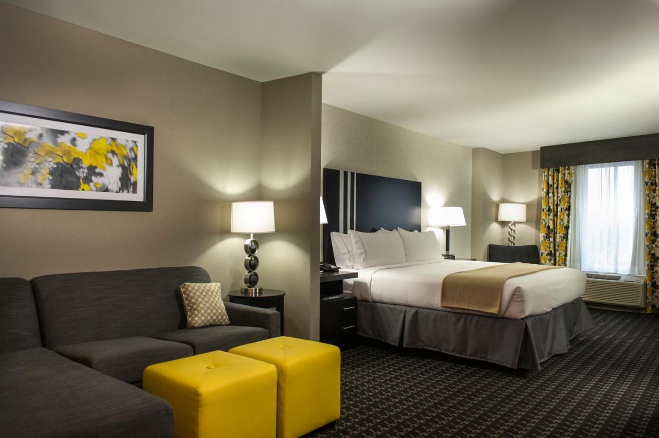 Holiday Inn Express And Suites Madison Central By Ihg Luaran gambar