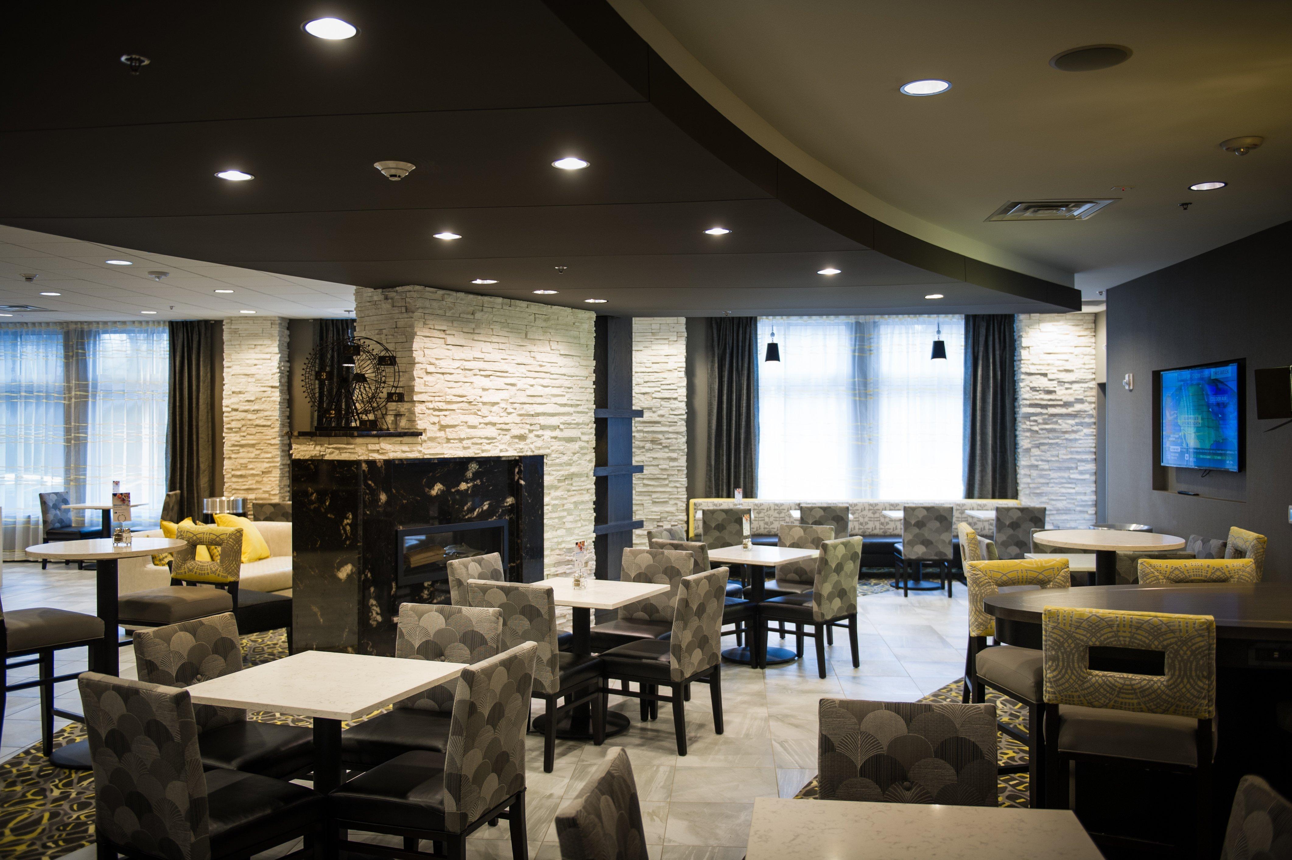 Holiday Inn Express And Suites Madison Central By Ihg Luaran gambar
