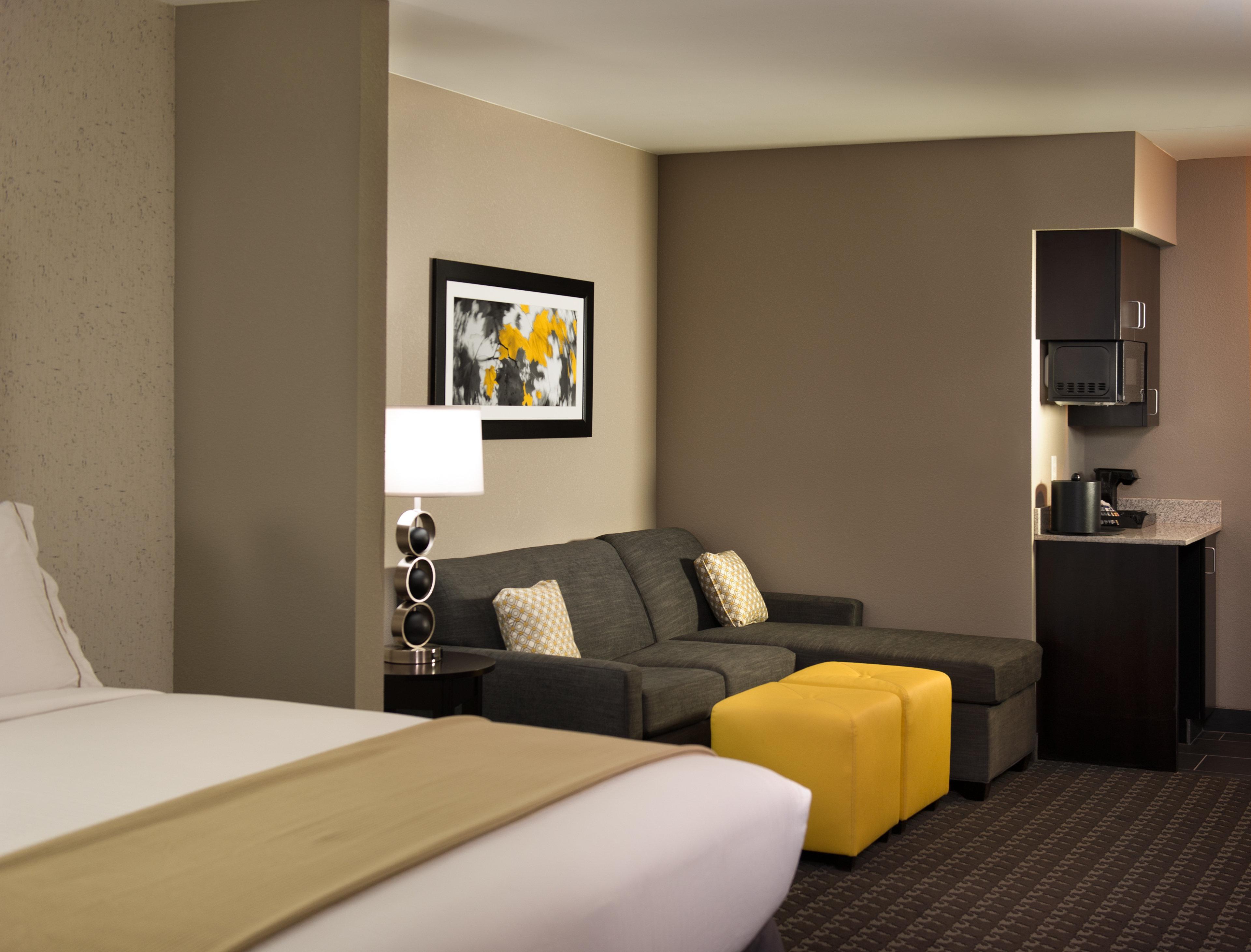 Holiday Inn Express And Suites Madison Central By Ihg Luaran gambar